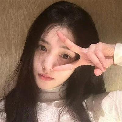 如蝶翩翩